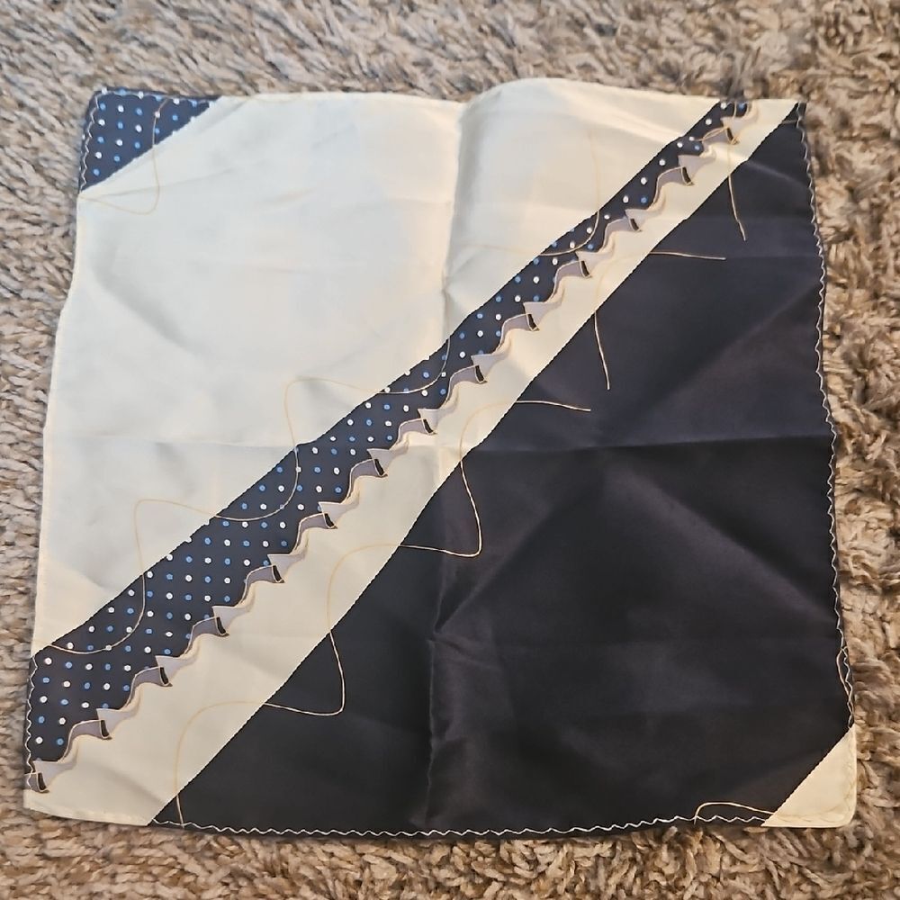 100% Silk Pocket Square Handkerchief | Navy & Cream | 10x10